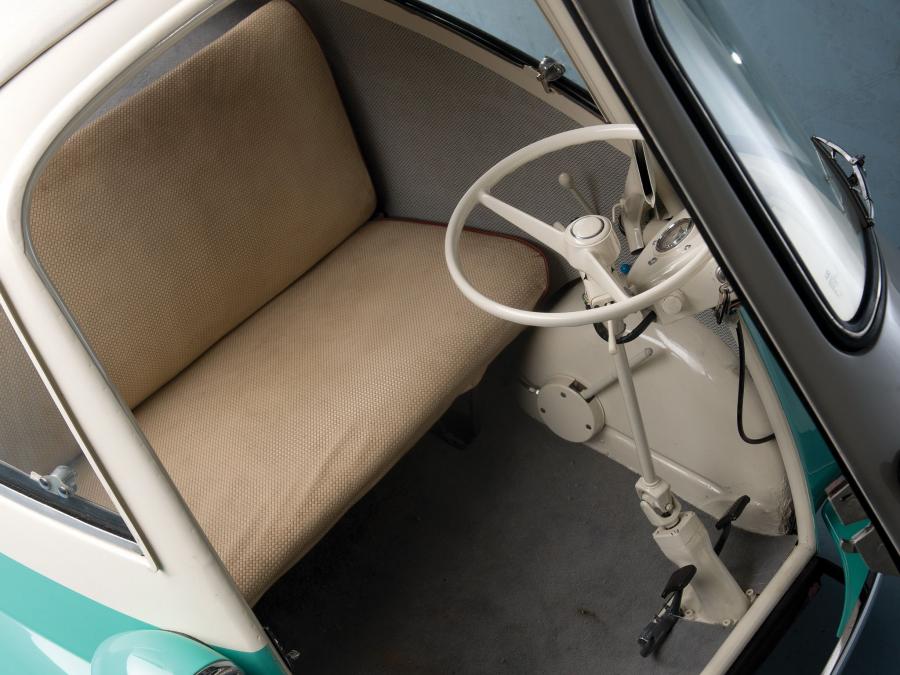  BMW Isetta 300 3-Wheel Special 1959 года  (фото 4 из 5)